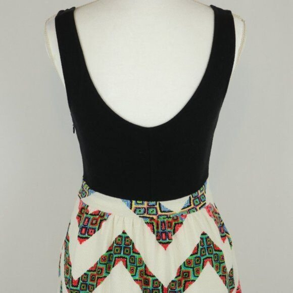 Anthropologie Maeve Amapola Women's Size 2 Black Chevron Striped Mini Dress - Picture 5 of 12